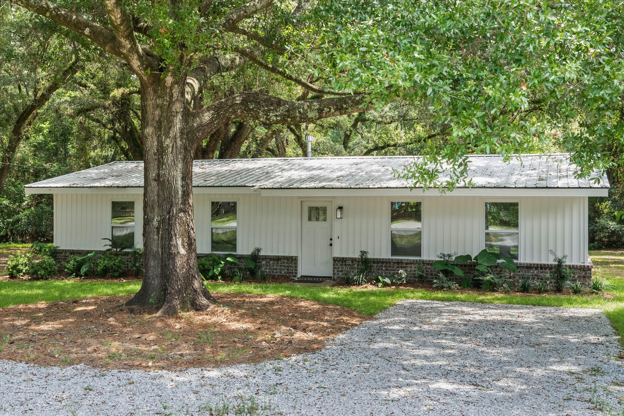 2310 McPhillips Drive – photo 1 of 23