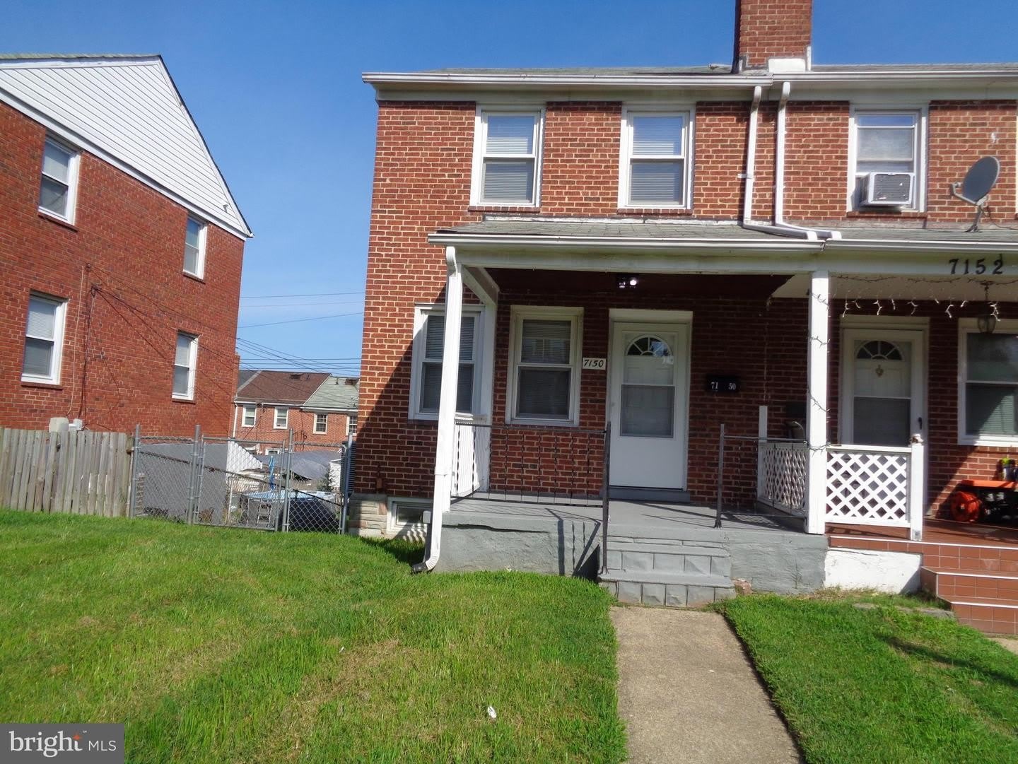 7150 EASTBROOK AVE – photo 1