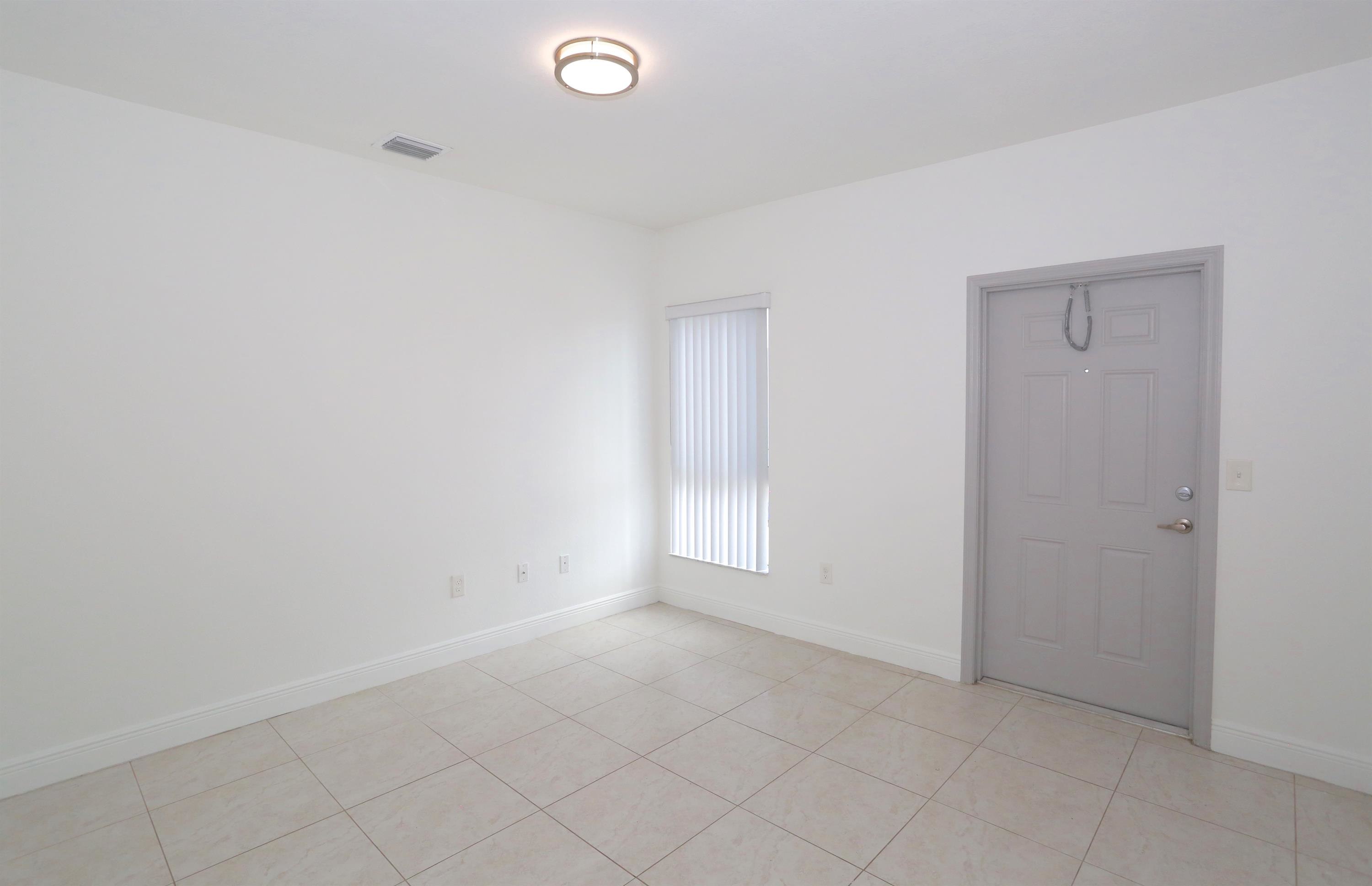 6171 Northwest 182nd Lane #102 – photo 1 of 12