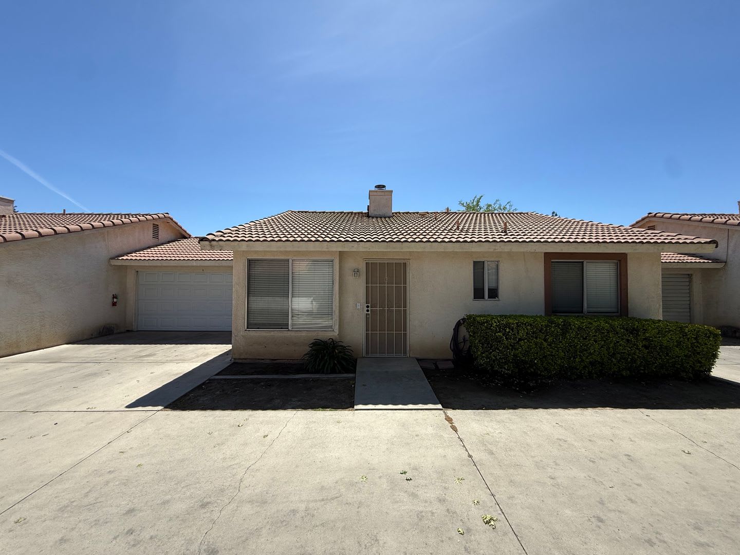 3 Bed 2 bath in Southwest Bakersfield – photo 1