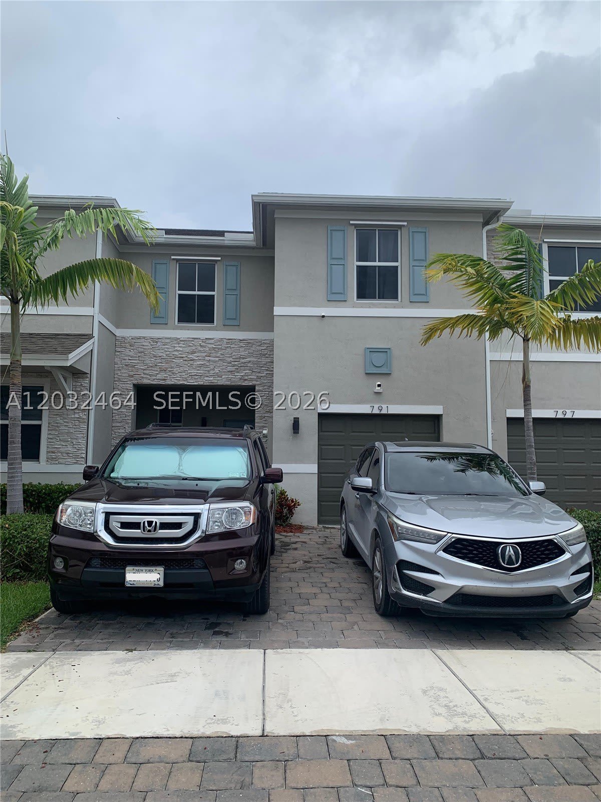 791 SE 18th St – photo 1
