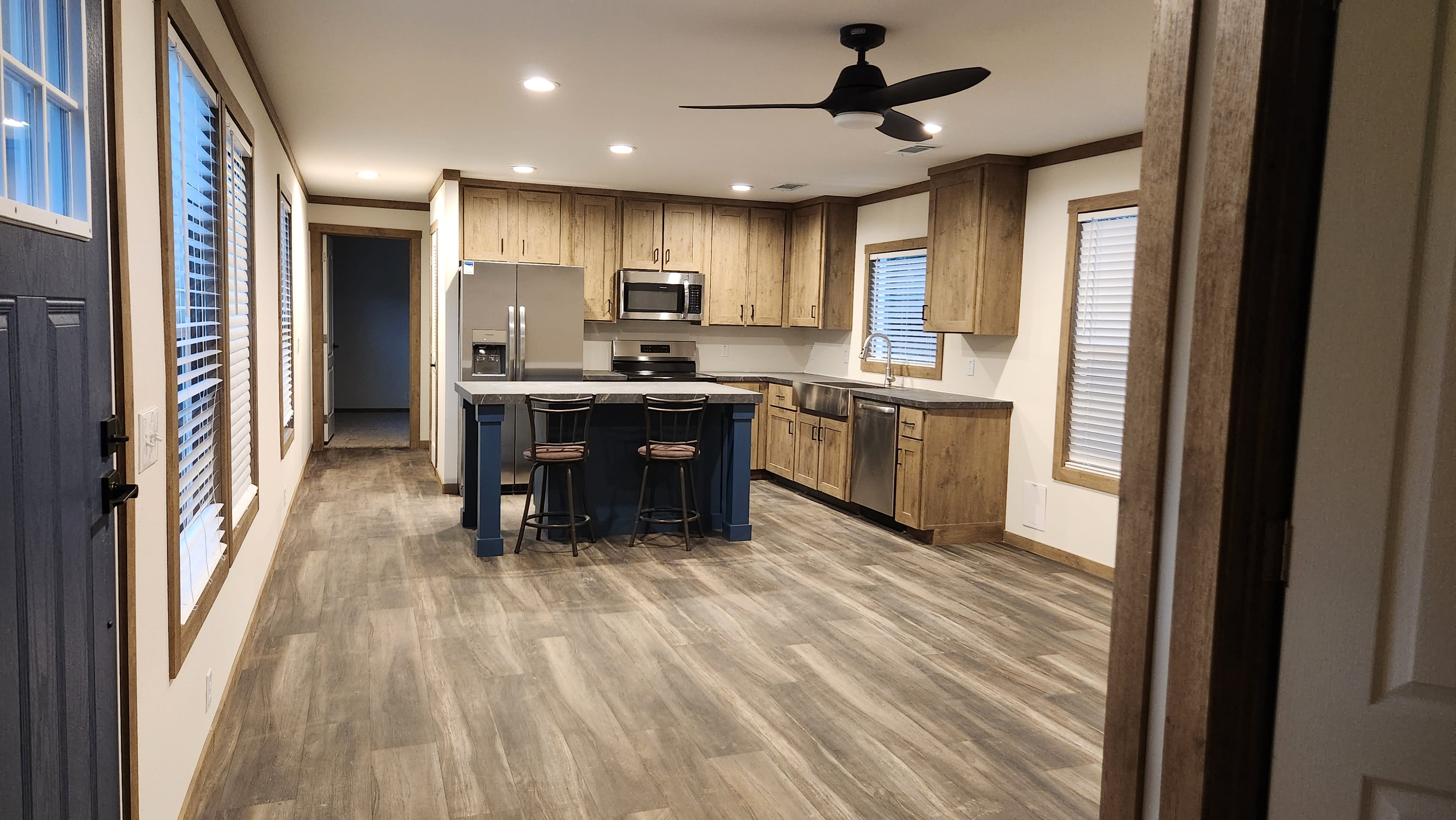 5503 Ranch Road 165 A – photo 1 of 28