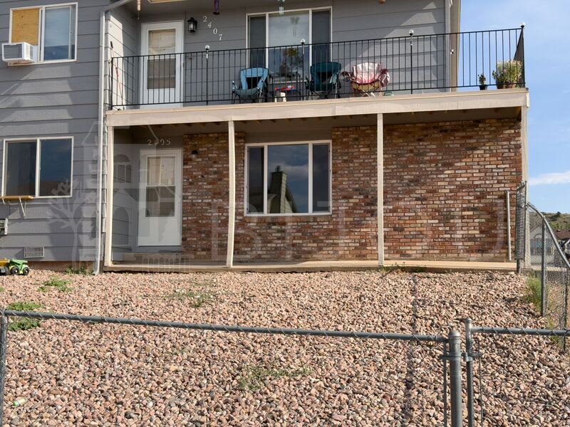 2405 Split Rock Dr – photo 1