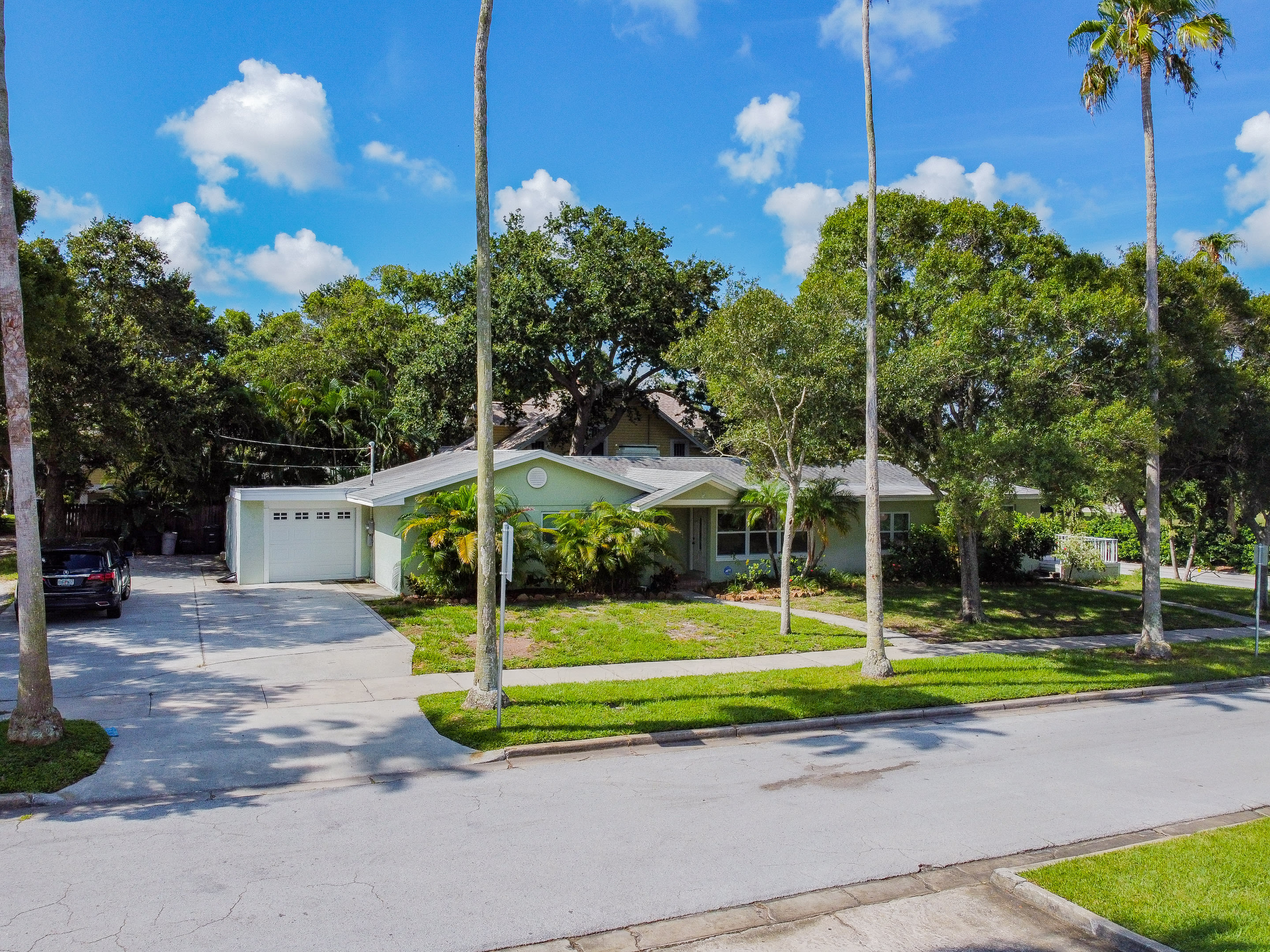 303 Wildwood Way Apt A