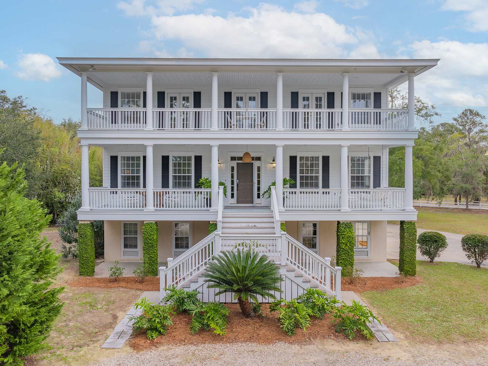 117 Fairwind Rd – photo 1 of 21