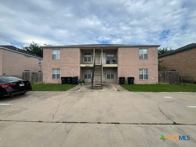 2802 Cantabrian Drive – photo 1 of 11