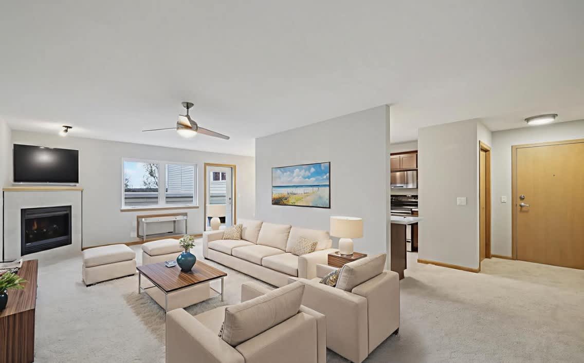 8206 Starr Grass Dr Apt 401 – photo 1
