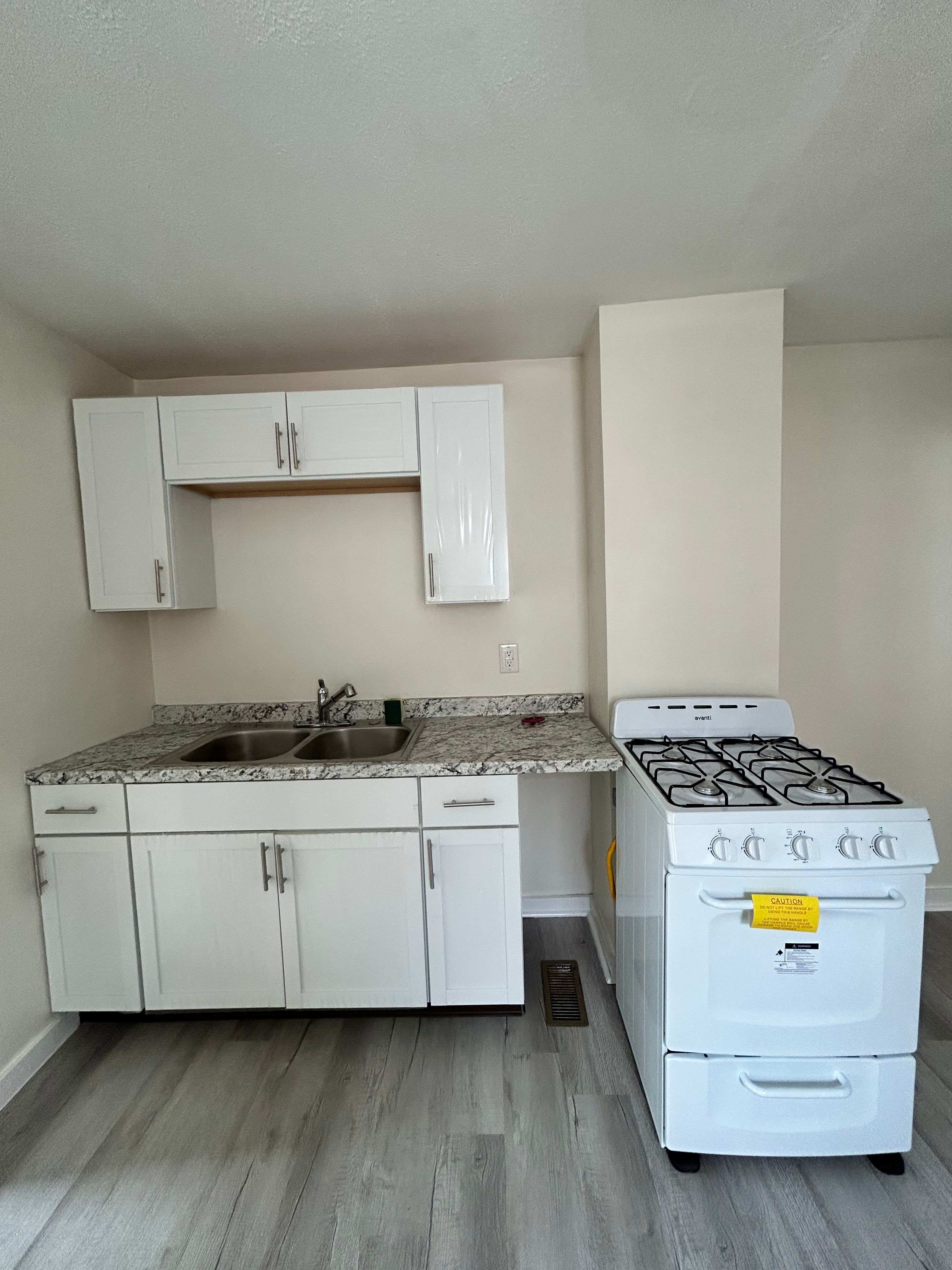 133 Springdale St – photo 1 of 13