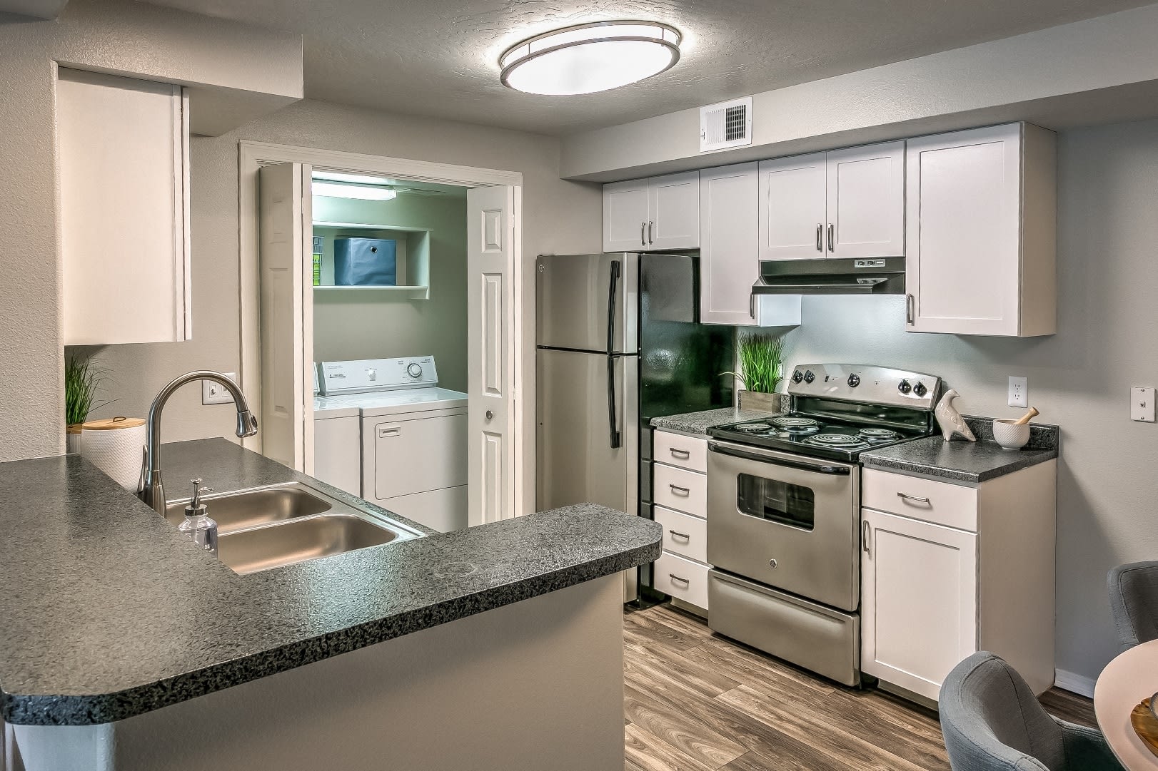 River Pointe – photo 1