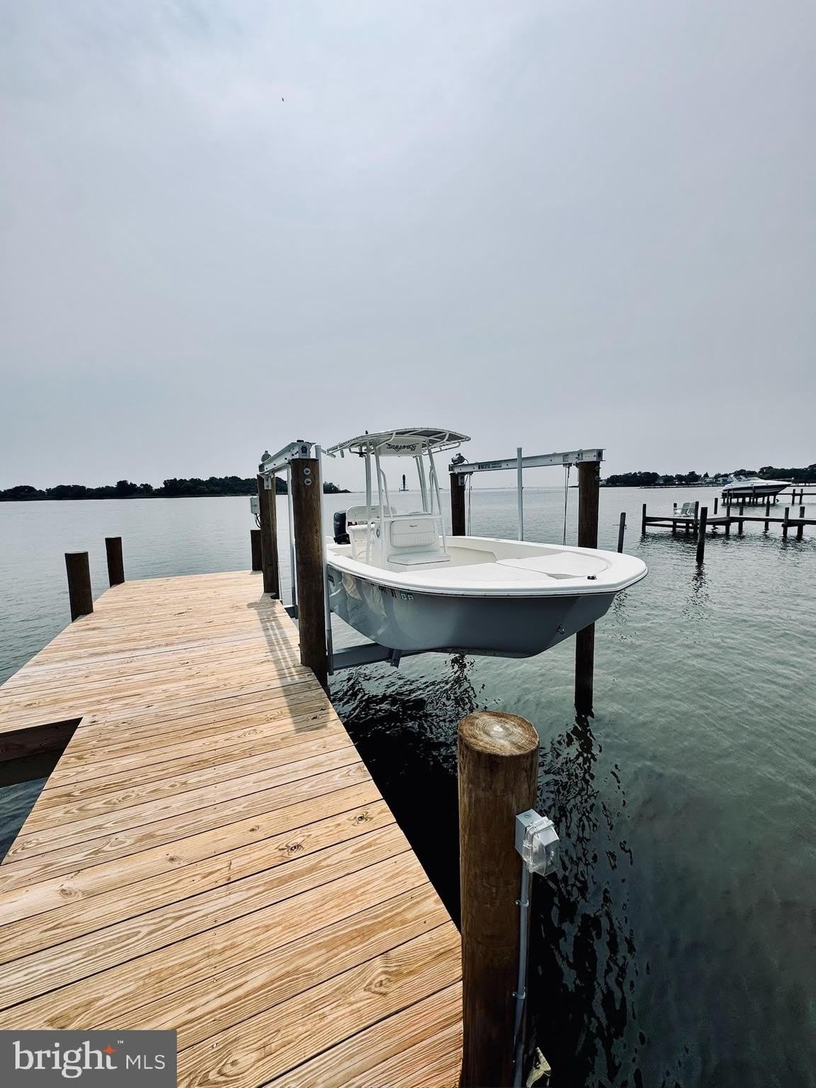9135 CUCKOLD POINT Road – photo 1 of 54