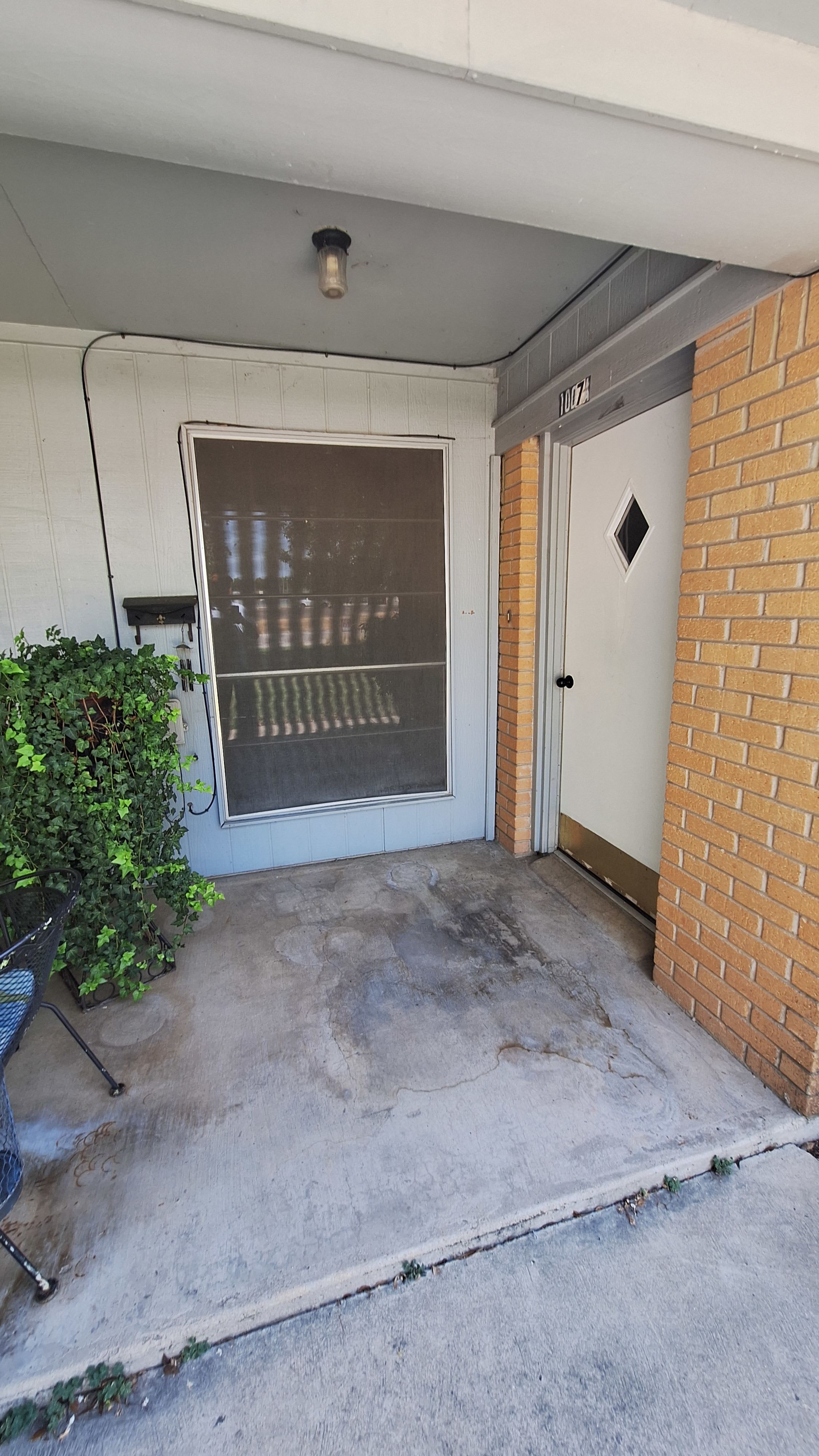 1007 South Broad Street – photo 1 of 10