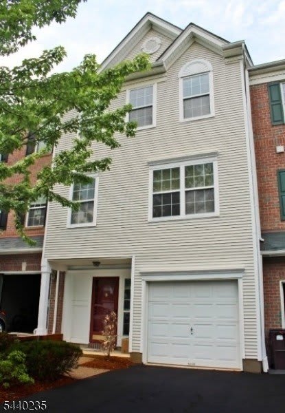 4 Prescott Ct – photo 1 of 23