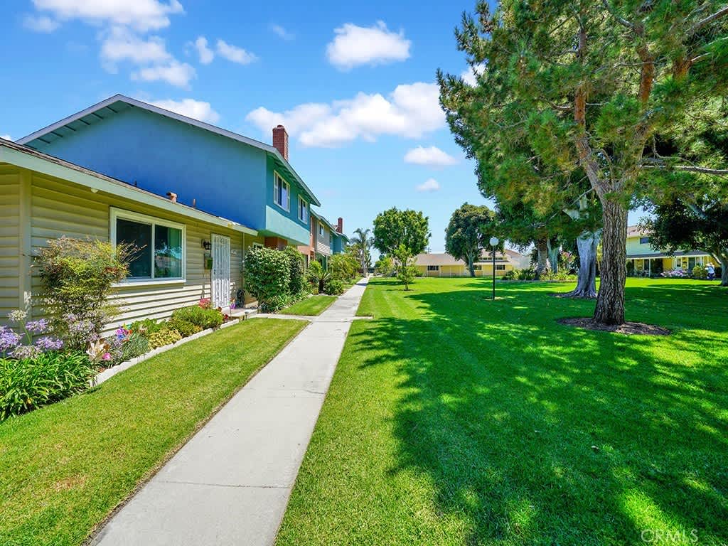 15893 Godwin Ct – photo 1 of 12