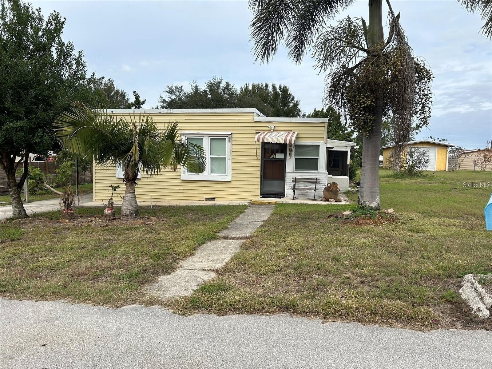 315 Virgina St – photo 1 of 23