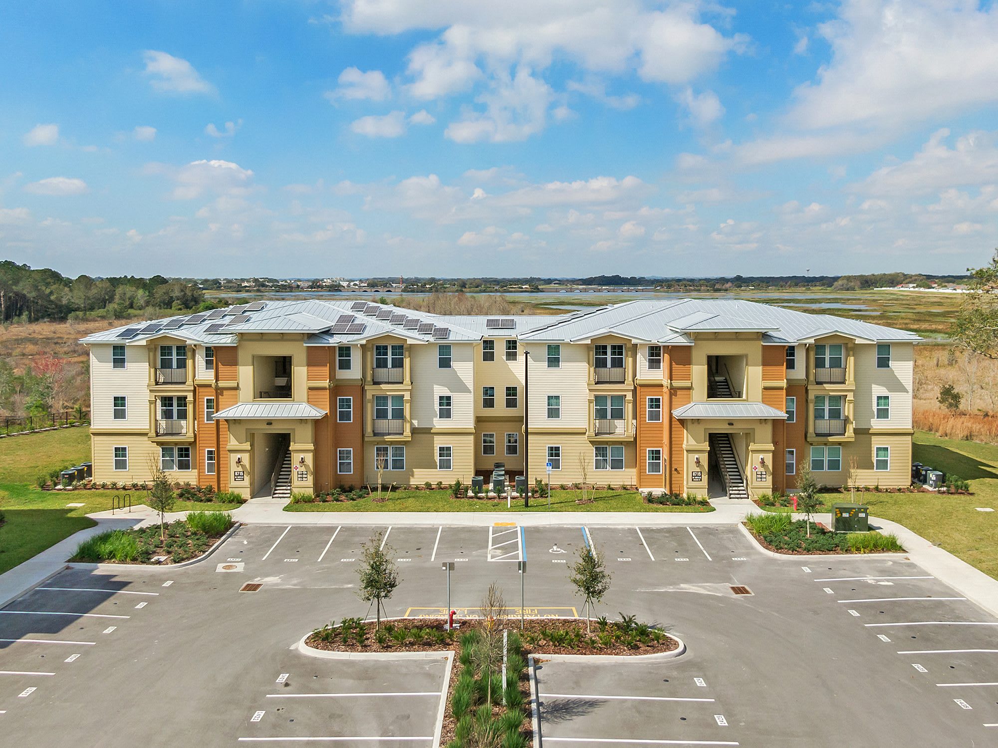 Lake Sumter Apartments – photo 1 of 35