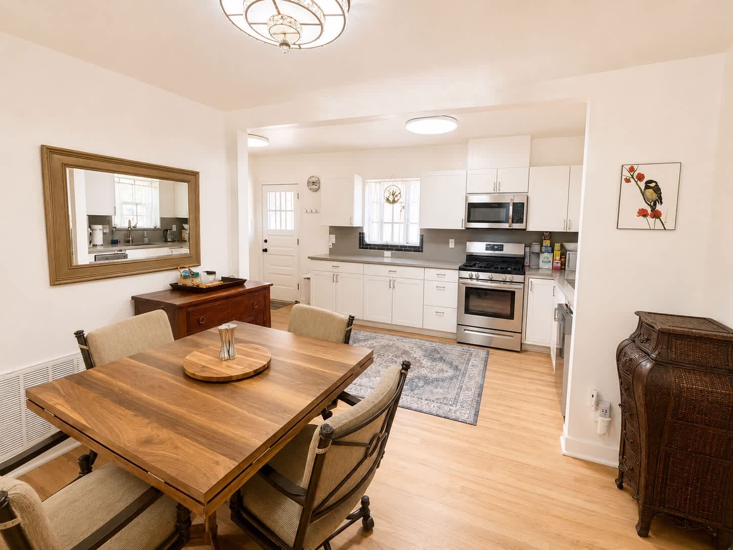 439 Lafayette Pl NE – photo 1