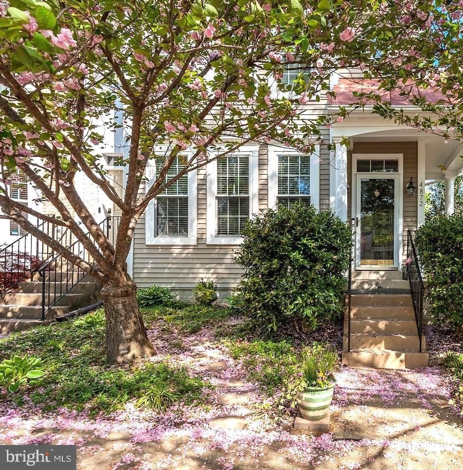 4872 EBB TIDE Court – photo 1 of 28