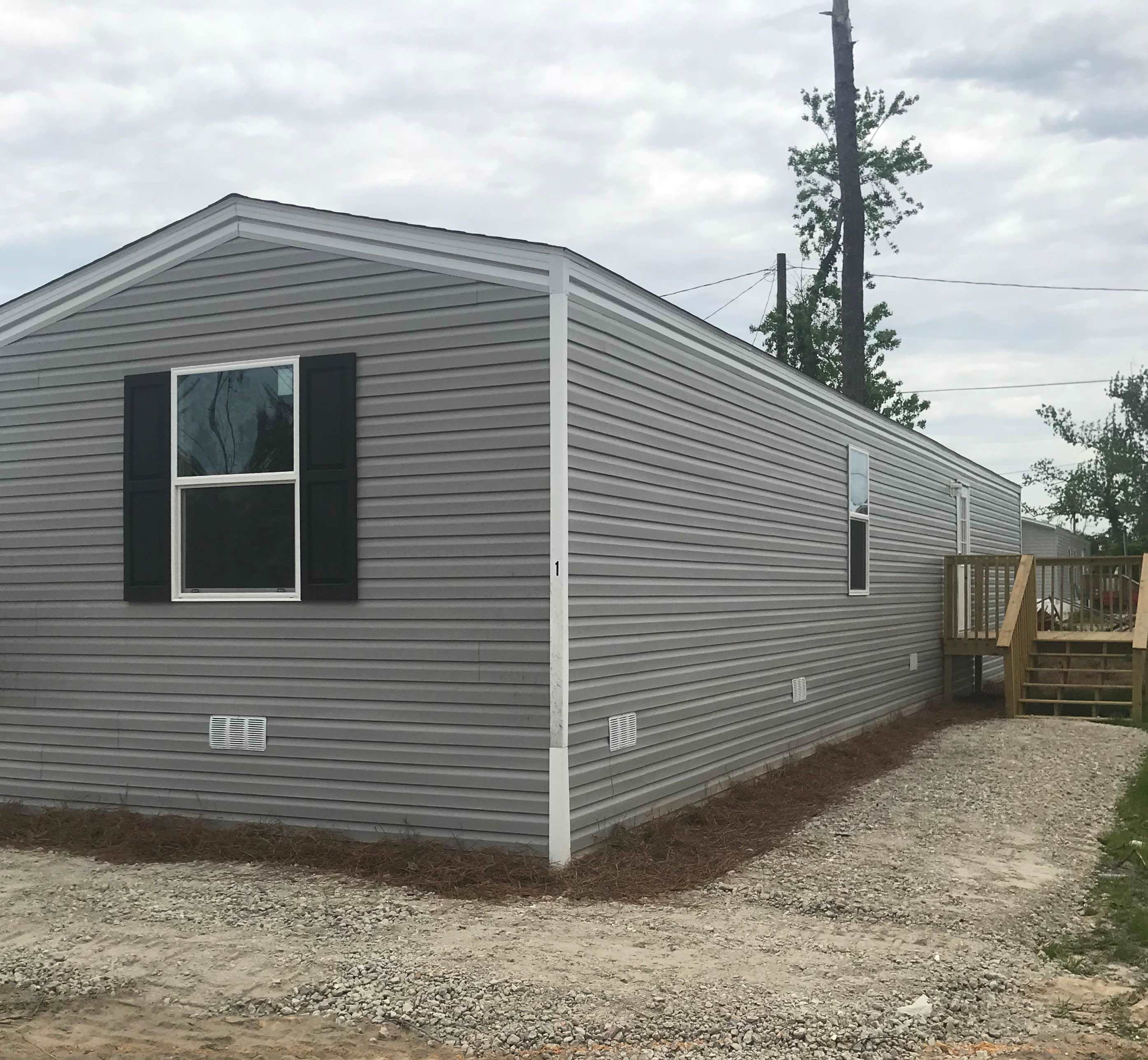 3019 Douglas Road – photo 1 of 13