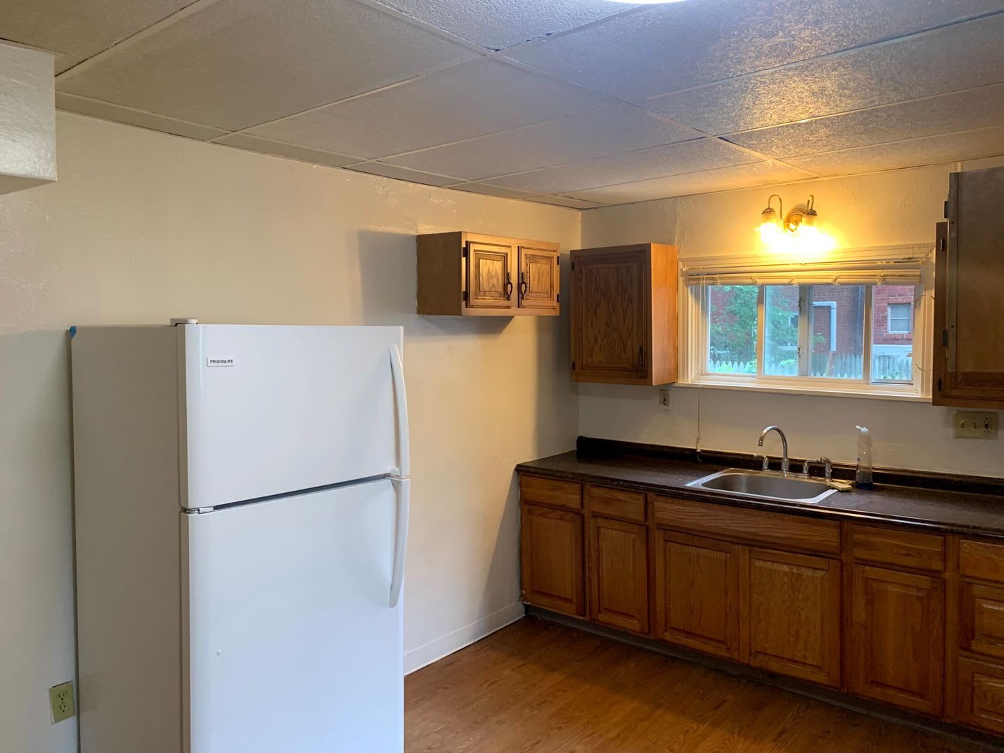 4 Bed, 2 Bath Home in Bloomfield – photo 1