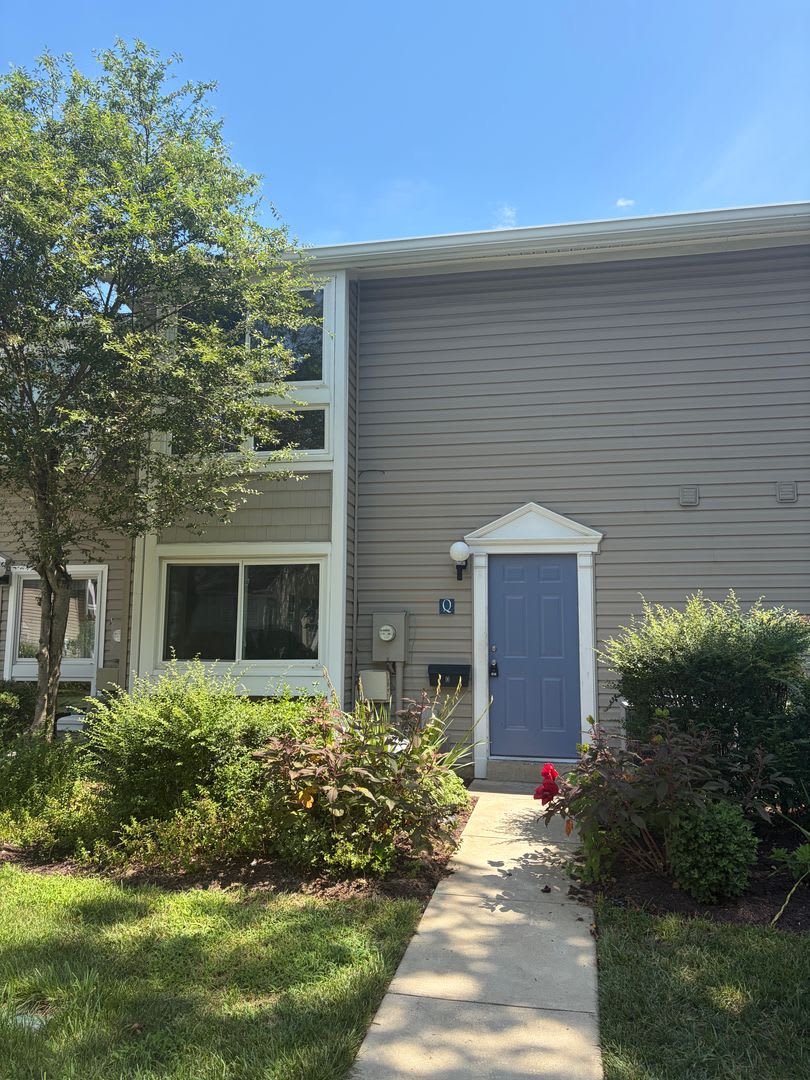 Coming Soon Townhome In Saltaire – photo 1 of 265