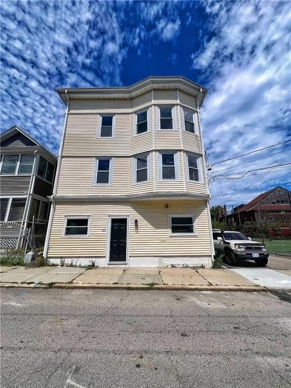 239 Cowden Street – photo 1 of 27