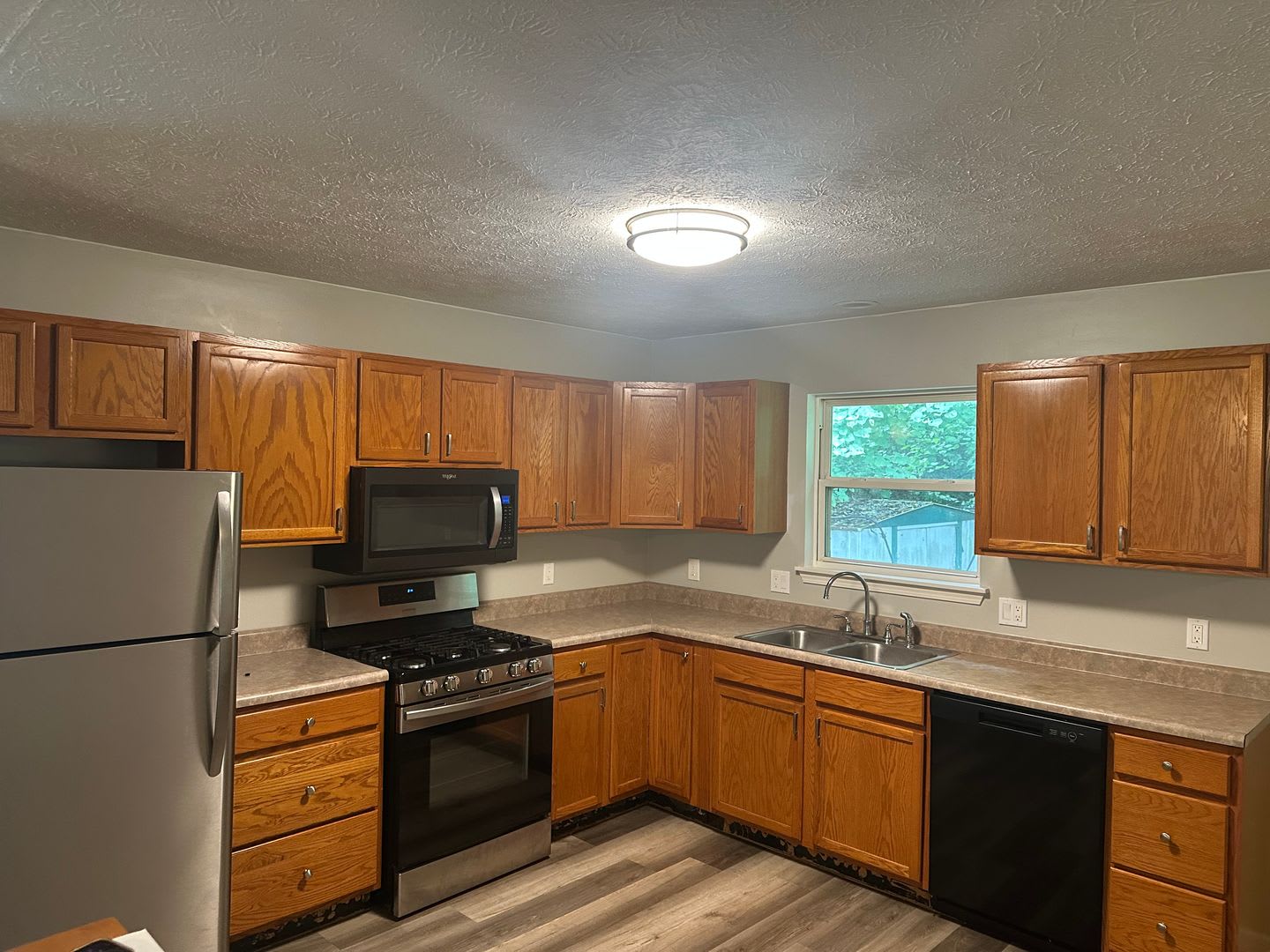3 bedroom 1 bathroom house – photo 1
