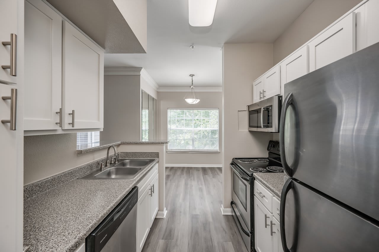 The Vinings Apartments – photo 1 of 22