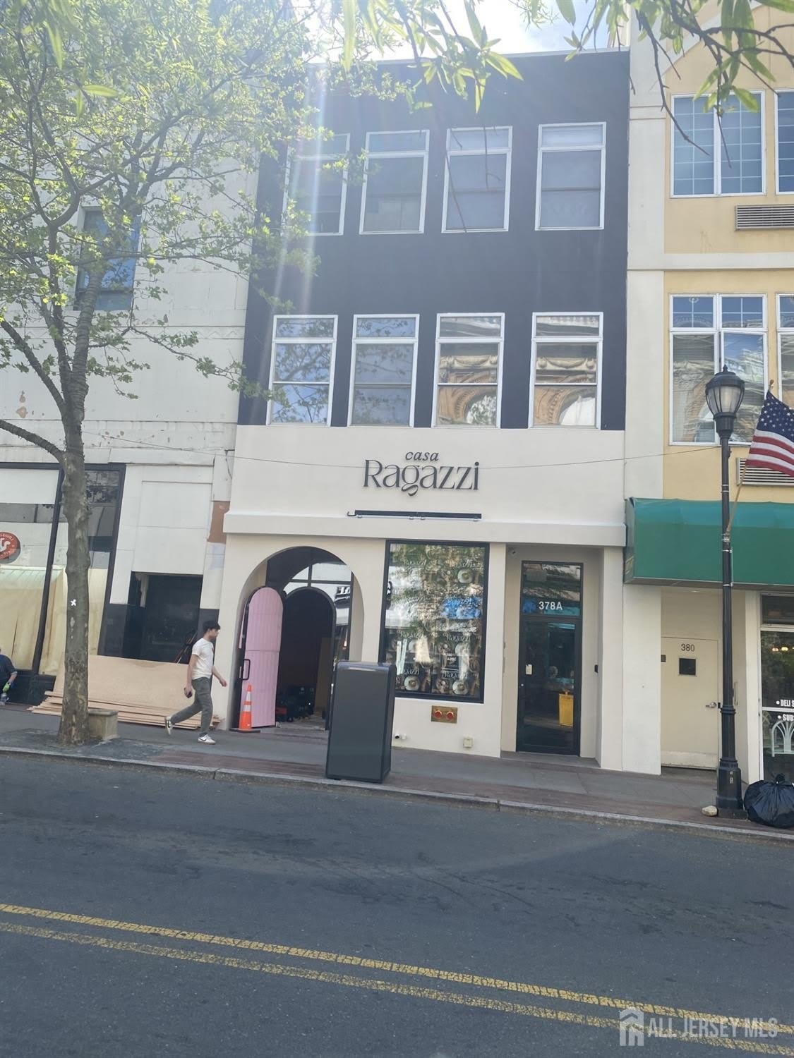 378 George Street – photo 1 of 10