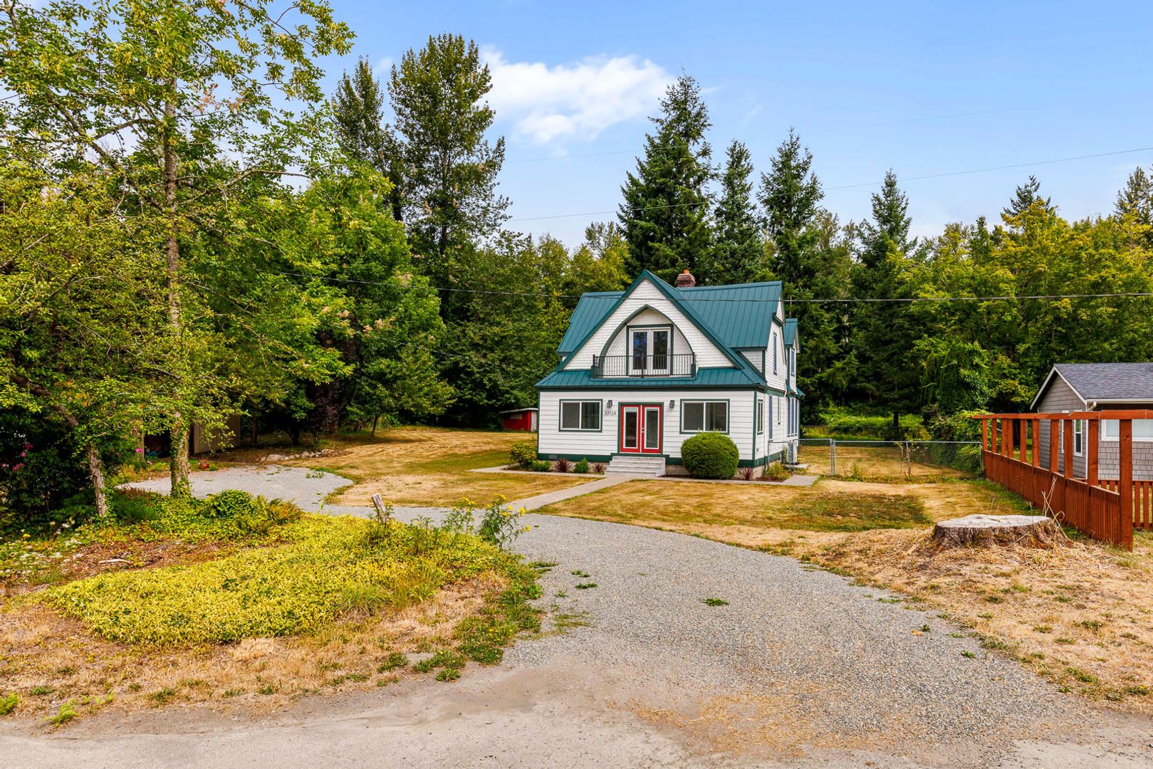 Peaceful Ravensdale Retreat – photo 1 of 20