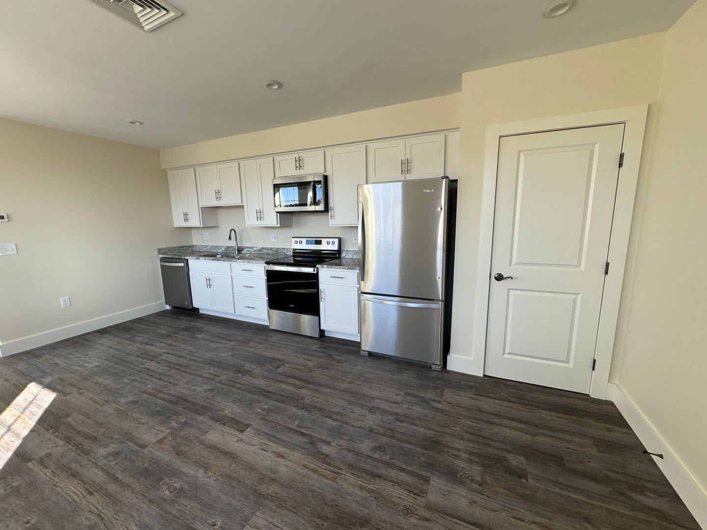 8 Main St – photo 1 of 14