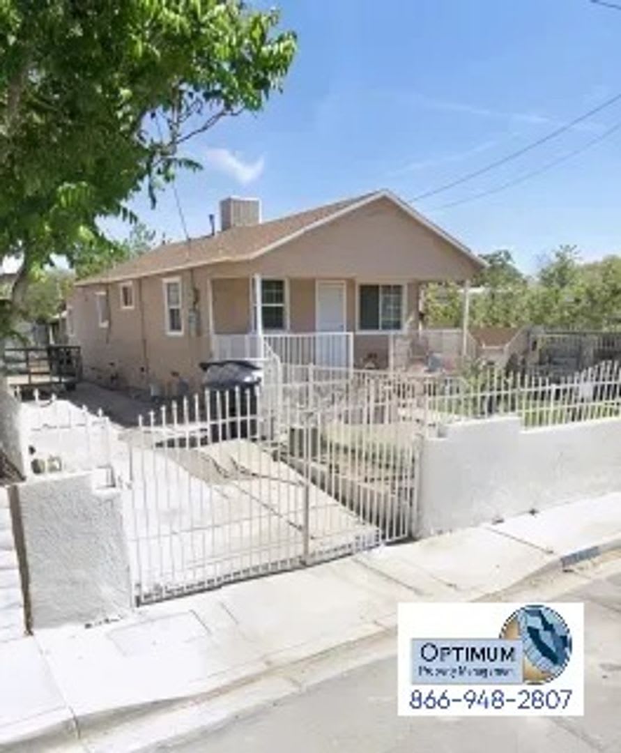 Charming Victorville Home With Spacious Yard – photo 1 of 237