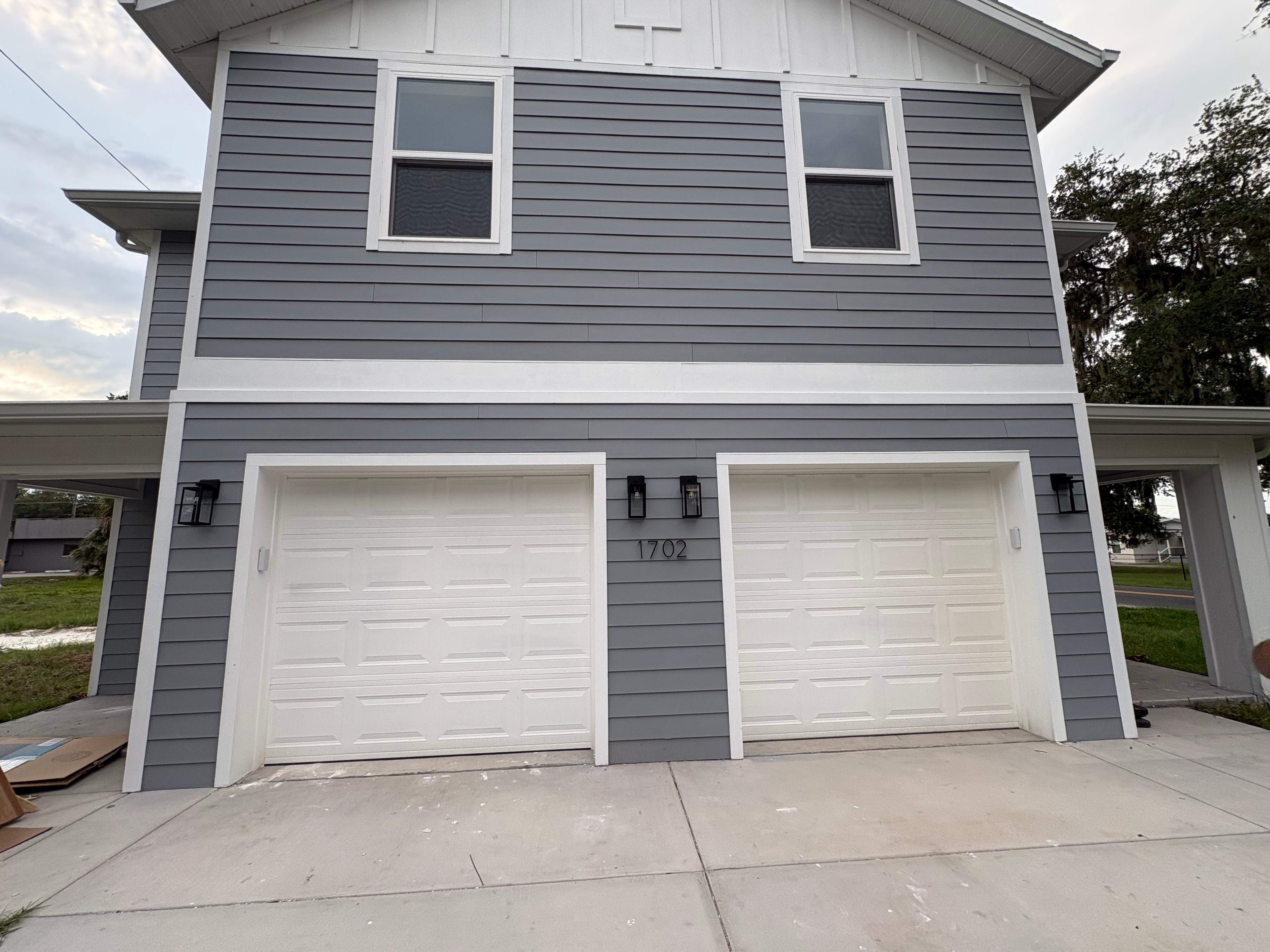 1702 West Granfield Avenue – photo 1 of 160