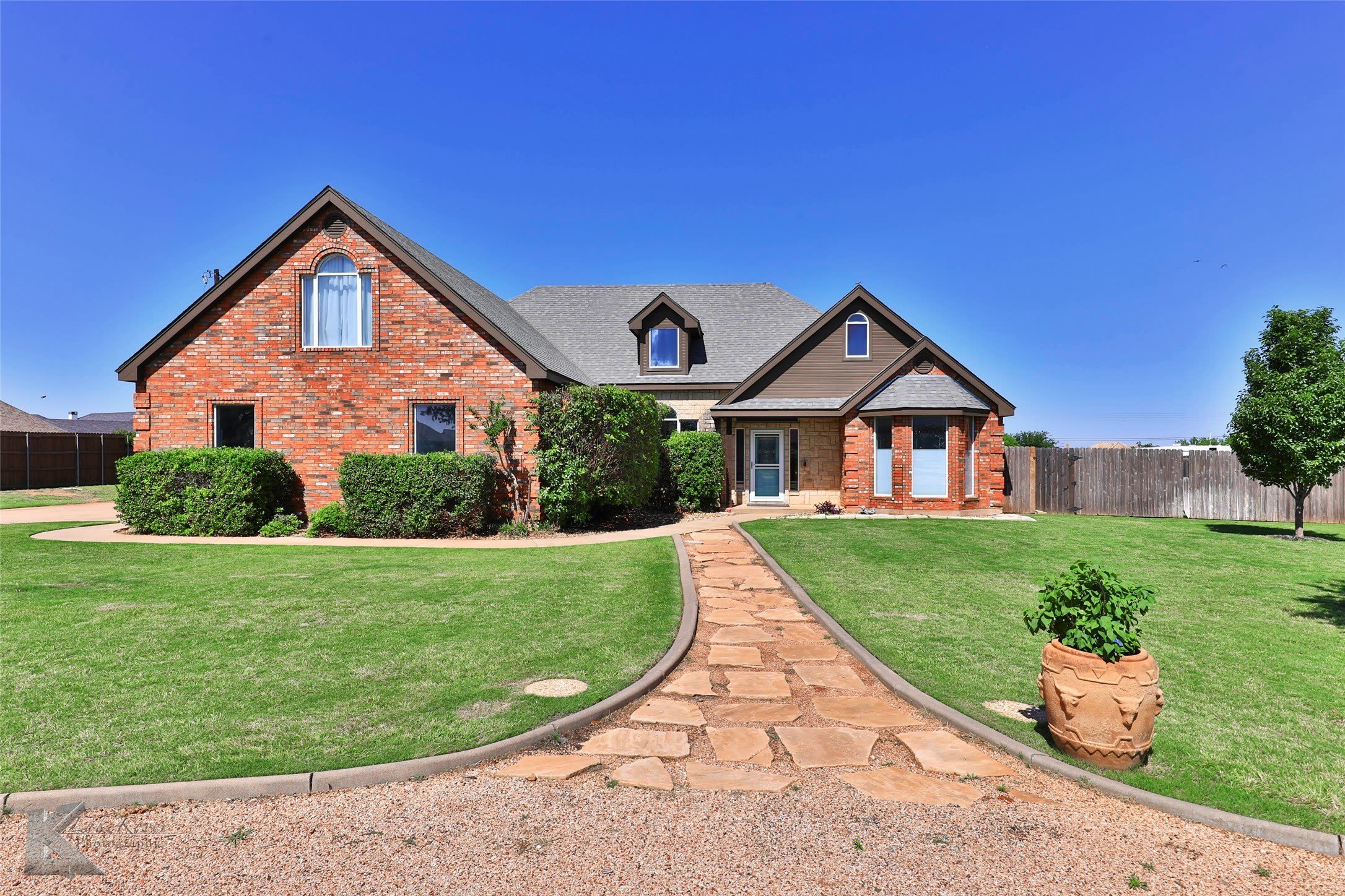 342 Pilgrim Road – photo 1 of 40