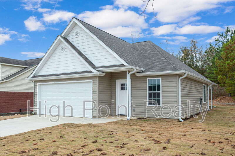 85 Smith Glen Dr – photo 1 of 48