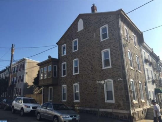 181 Dupont Street – photo 1