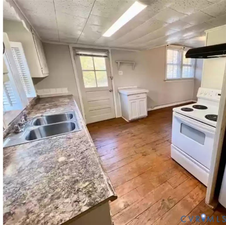 406 Custis Street – photo 1 of 5