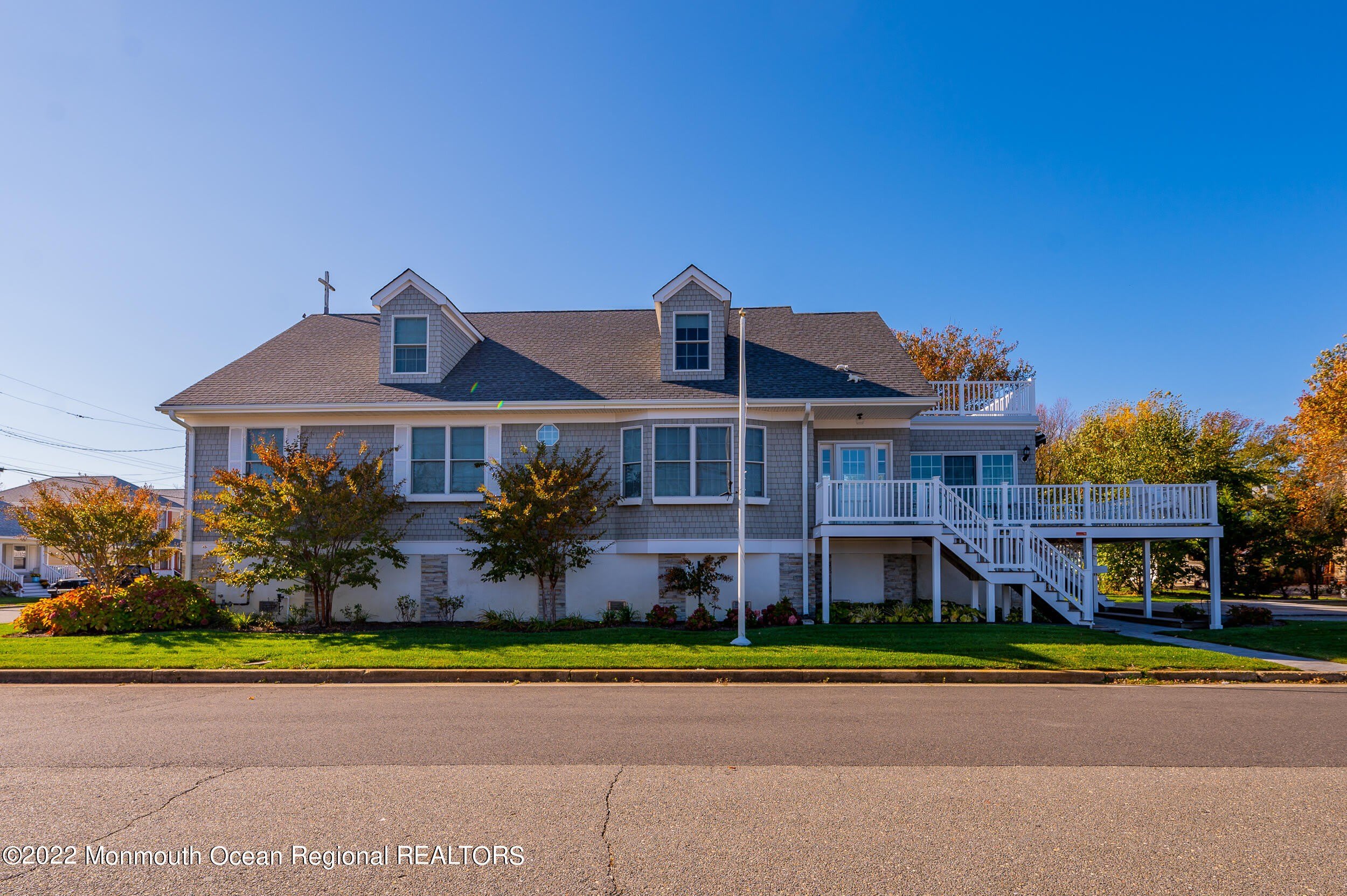 128 Park Avenue – photo 1 of 28