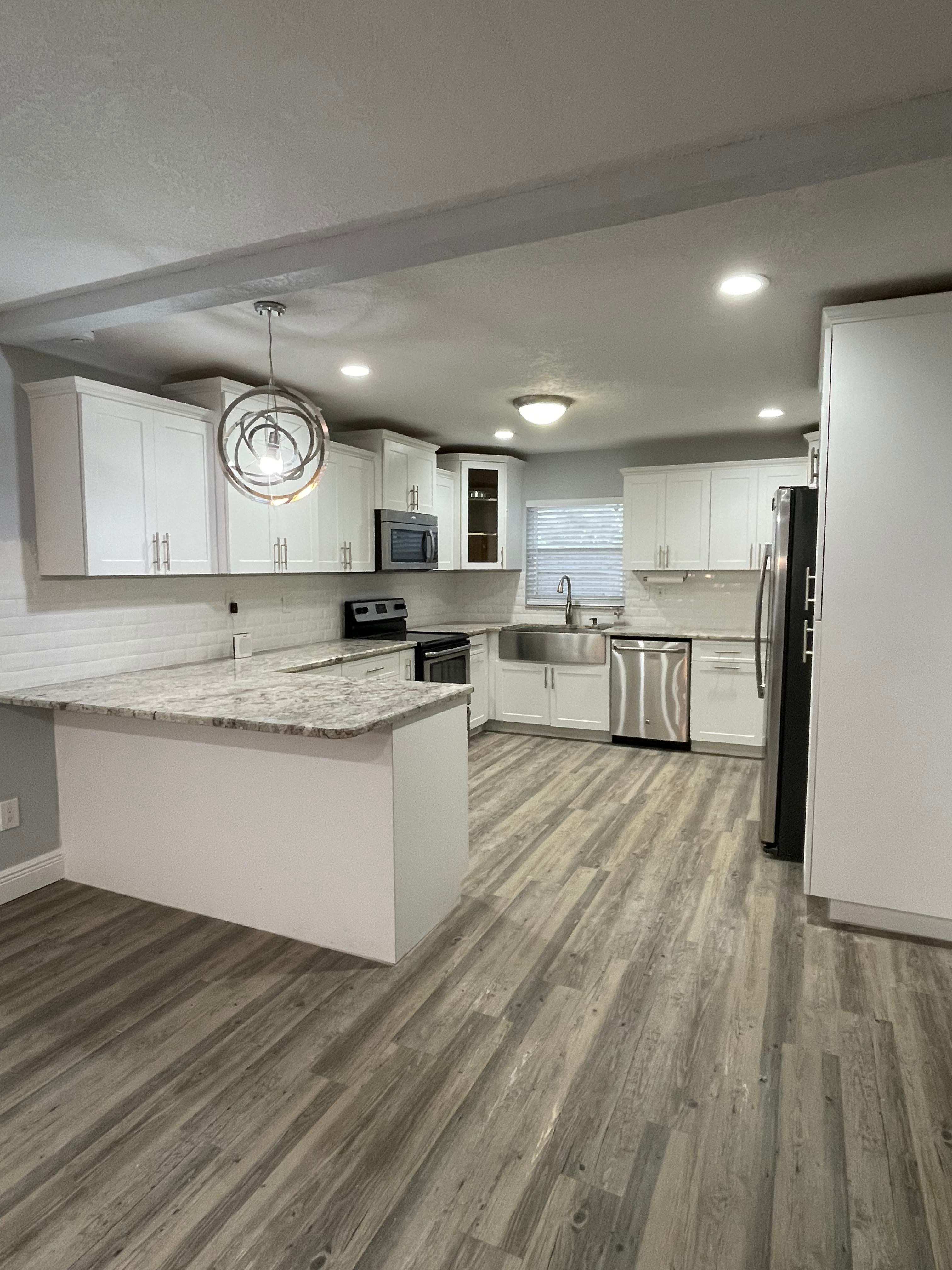 310 E Gladys St – photo 1