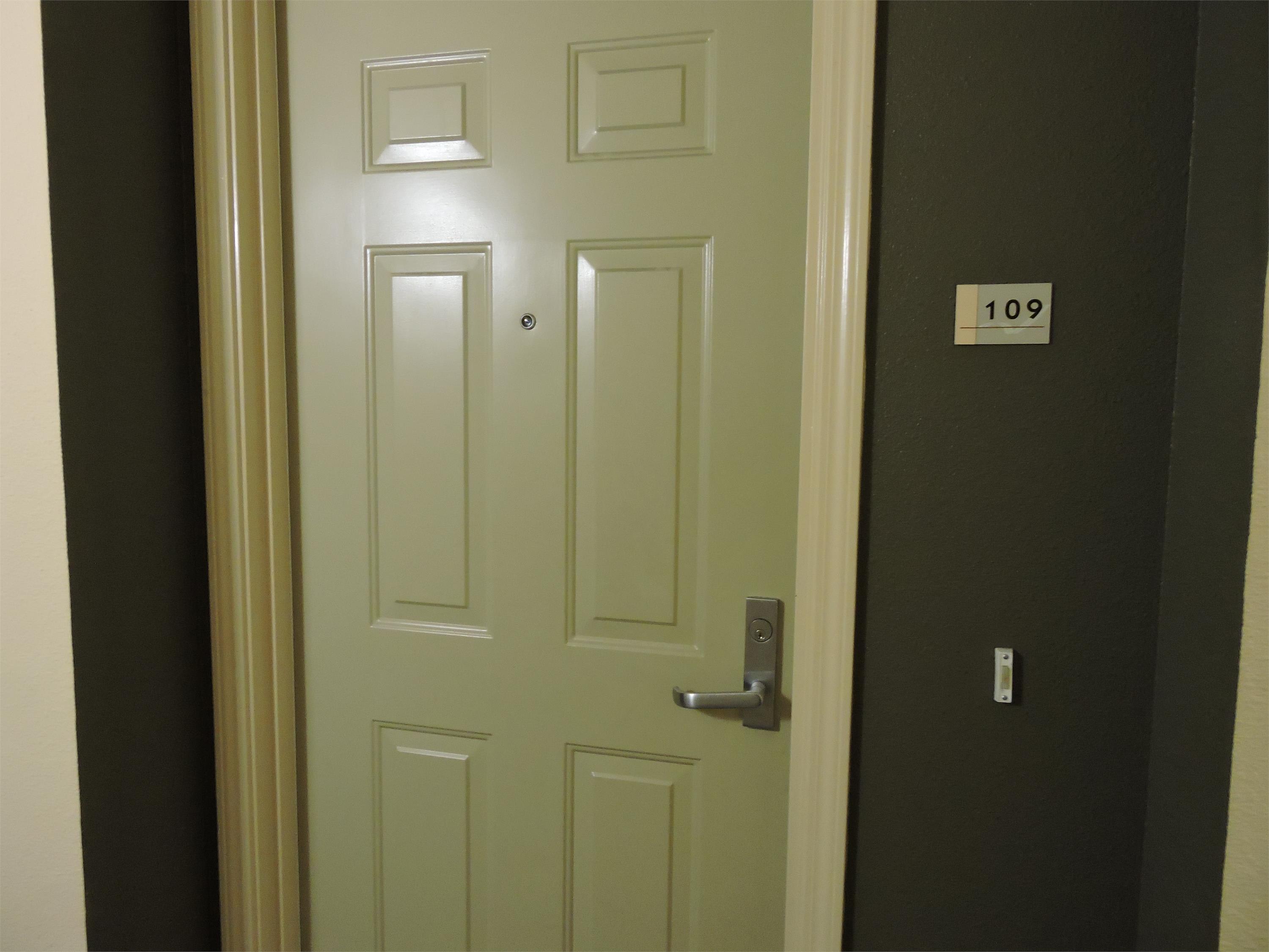 8200 Ocean View Terrace – photo 1
