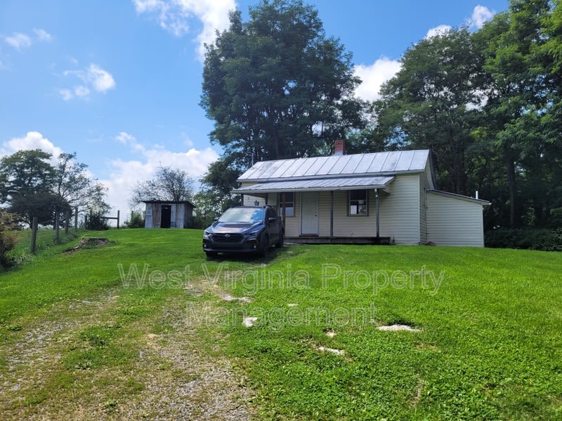 186 Benedict Lane – photo 1 of 15