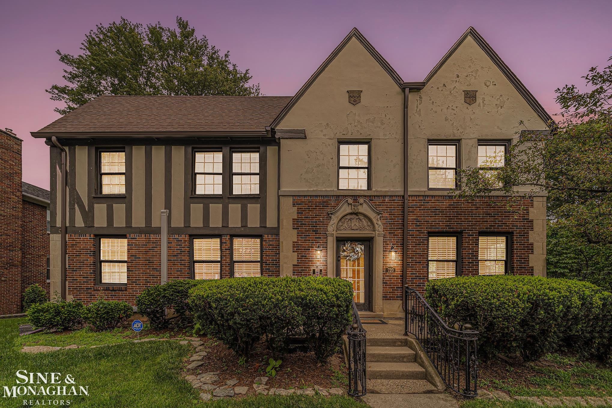 720 Trombley Road – photo 1 of 32