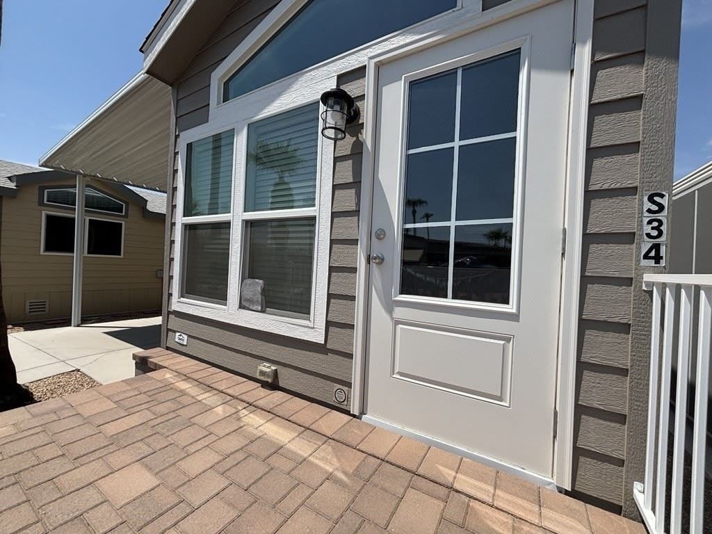 303 N Lindsay Rd – photo 1