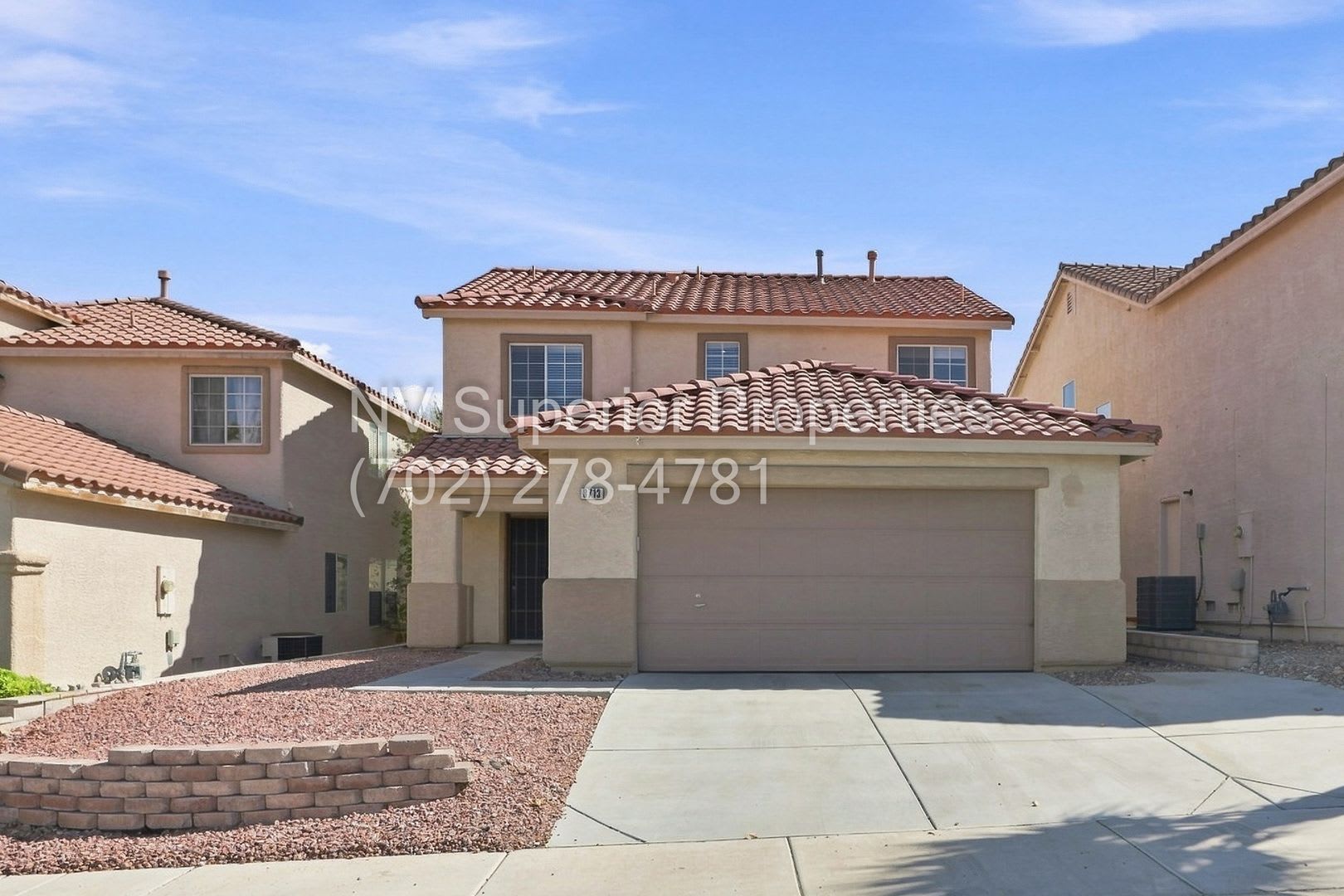 Nw 4 Bedrooms 2 5 Bathrooms New Carpet Upstairs All Tile Down Stairs Covered Patio In Back Yard – photo 1