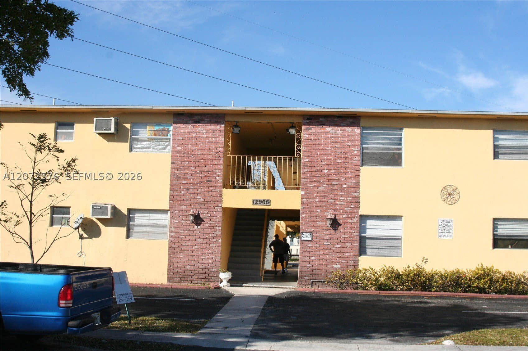12905 Arch Creek Rd – photo 1 of 8