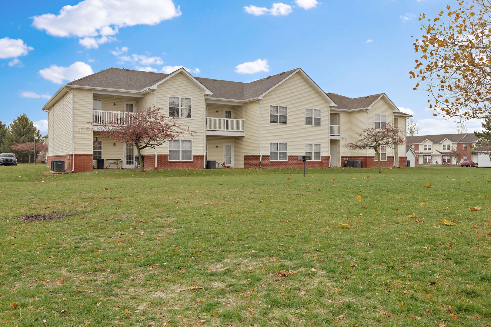 Rent $1725/mo********** Minutes to Honda*********Cul De Sac Community – photo 1 of 34