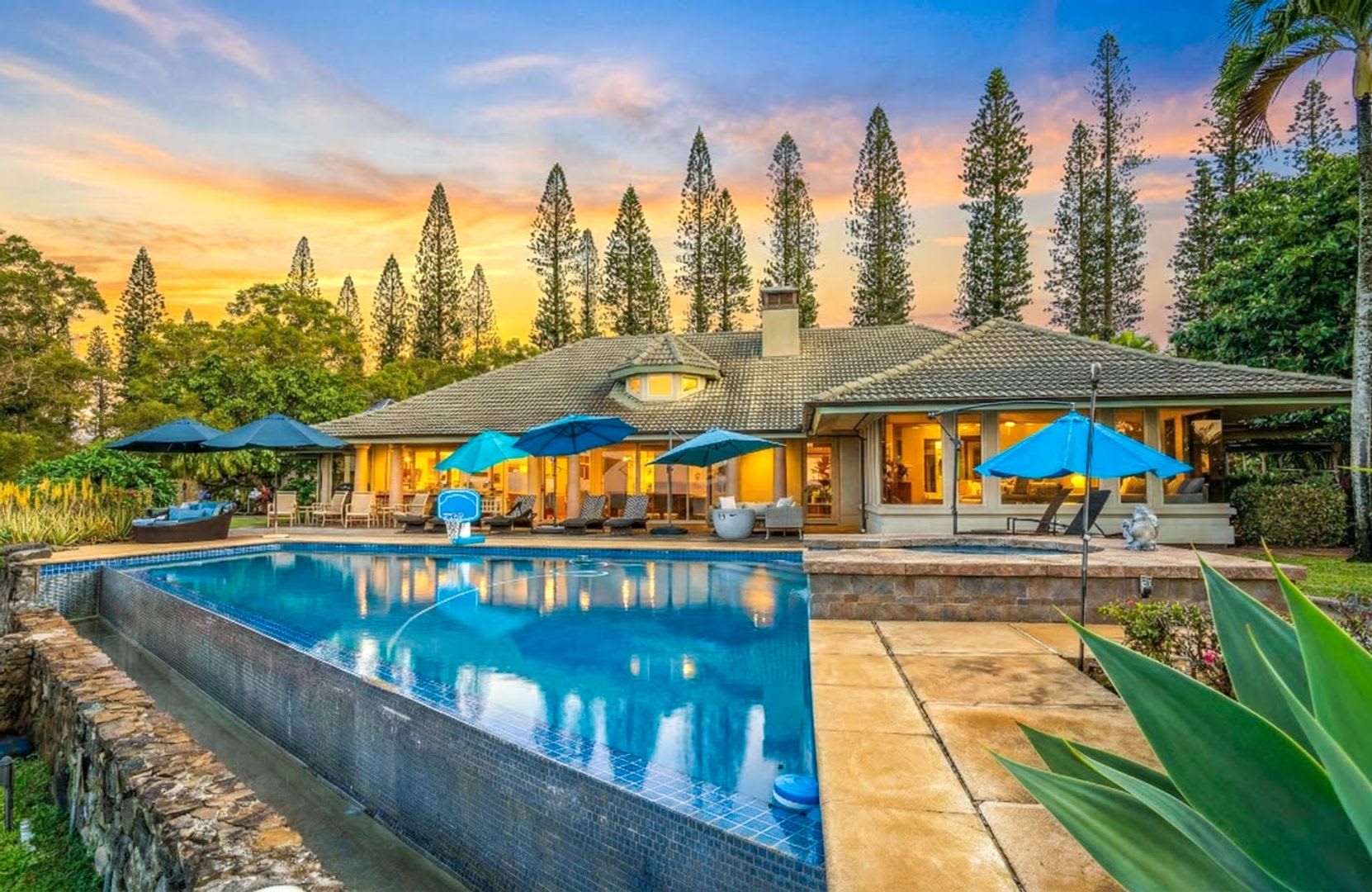 Private Kapalua Estate in Pineapple Hill – 4 Bedroom 4.5 Bath Luxury Home with Pool – photo 1 of 156