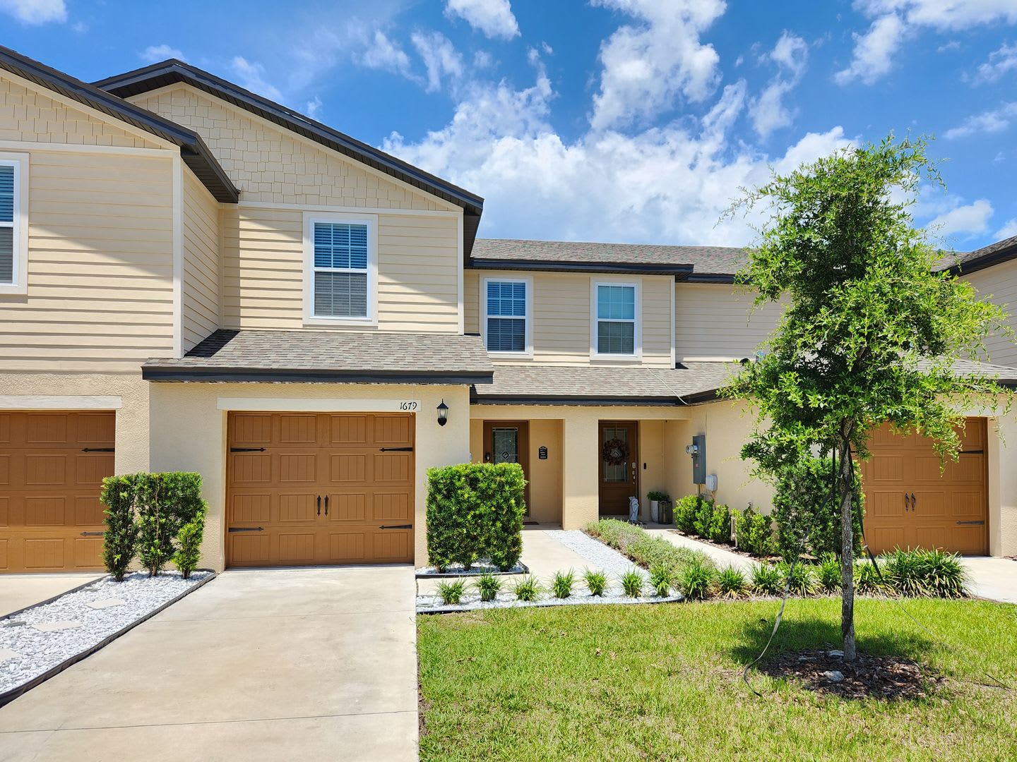 1679 Wynford Cir – photo 1
