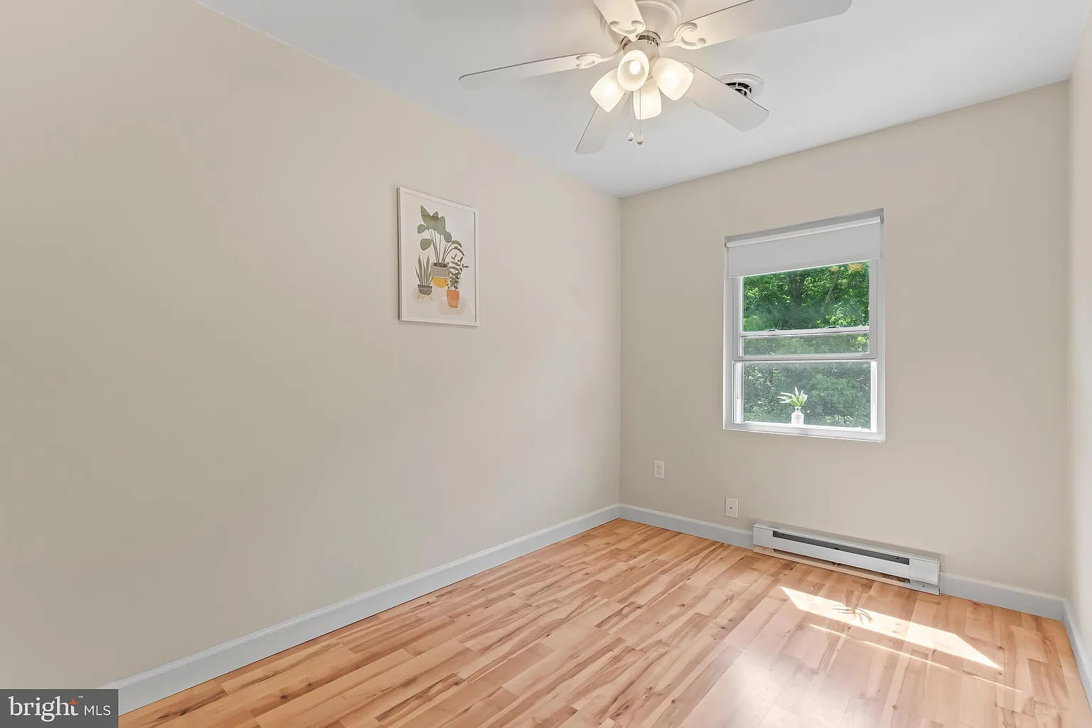 121 Carnival Dr – photo 1 of 14