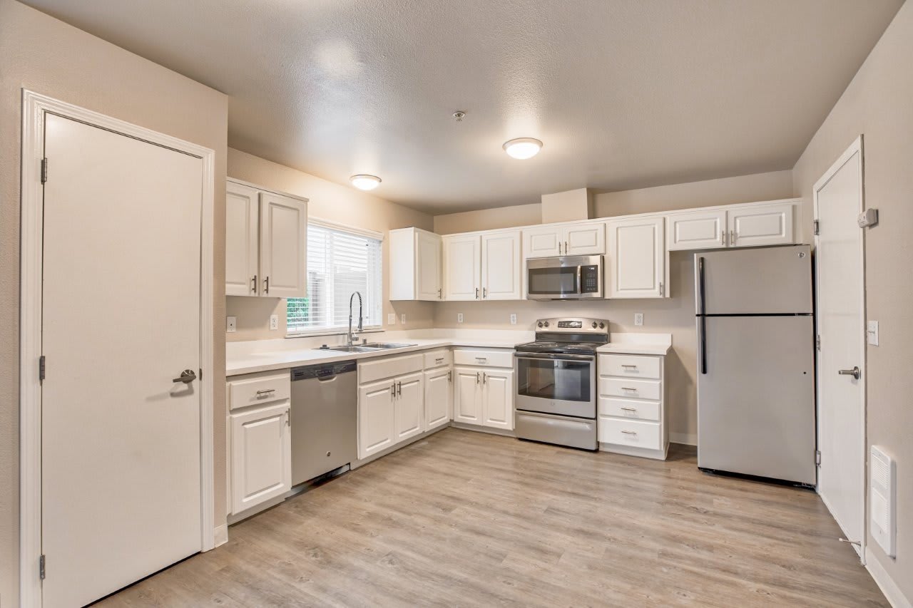 Vanessa View Townhomes – photo 1
