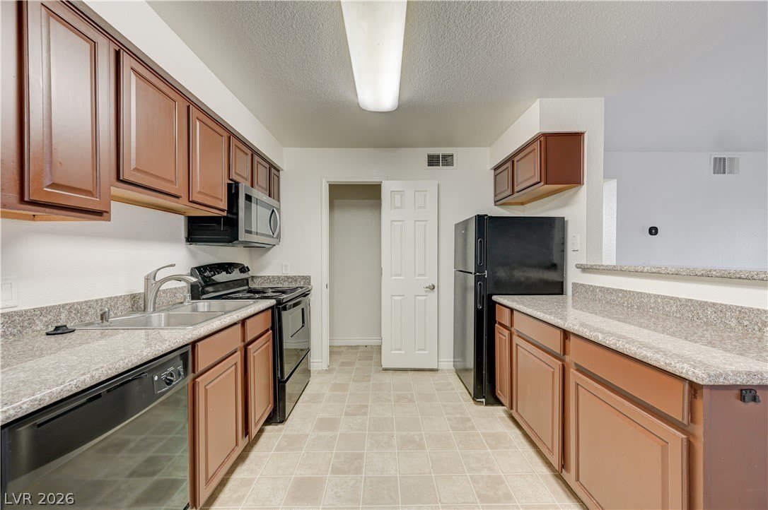 2606 S Durango Drive – photo 1